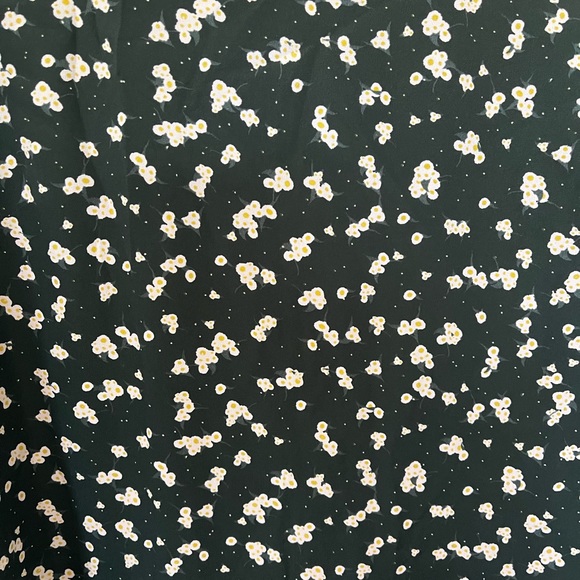 3/$25 NWT Maison Jules Floral Print Shift Dress - Picture 3 of 4